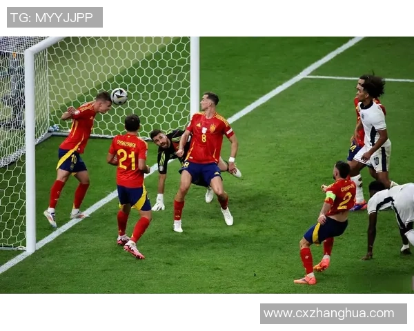 《绿茵传奇：足球巨星亲述奋斗历程与荣耀瞬间》