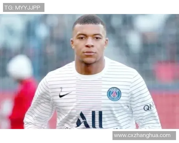 世界足坛最白球星揭秘 他的肤色为何成为球迷热议话题 世界足坛最白球星揭秘 他的肤色为何成为球迷热议话题