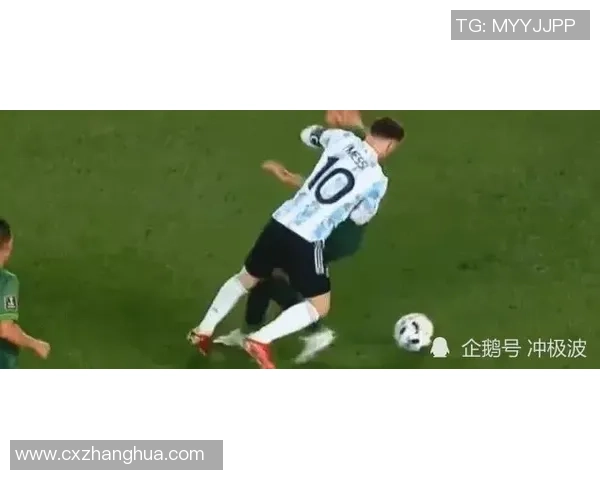 世界足球历史巨星排名与影响力探讨:从贝利到梅西的时代变迁 世界足球历史巨星排名与影响力探讨:从贝利到梅西的时代变迁