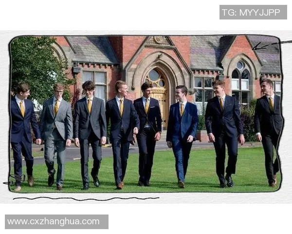 从草根到顶峰：足球巨星的奋斗与辉煌生涯回顾