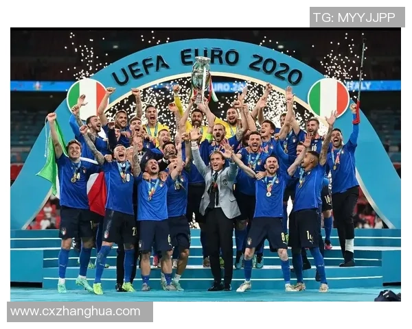 未婚足球球星们的单身生活与职业成就：他们如何平衡个人与事业